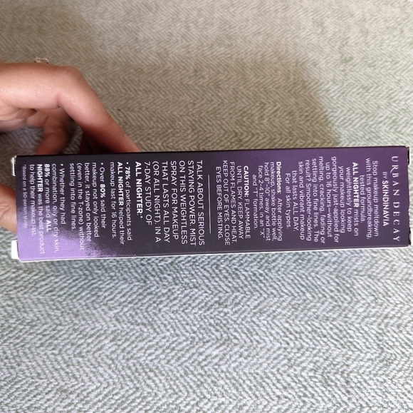 Urban Decay All Nighter setting spray - Picture 3 of 3